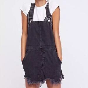 Free People Torn Up Mini Black Mini Denim Skirt‎ Overalls Women's Size 6